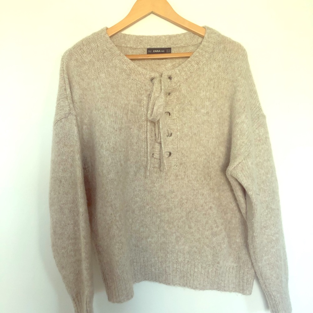 Zara sweater size M